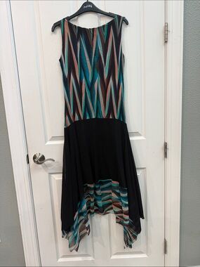Sleeveless High-Low Dress with Teal & Black Geometric Print